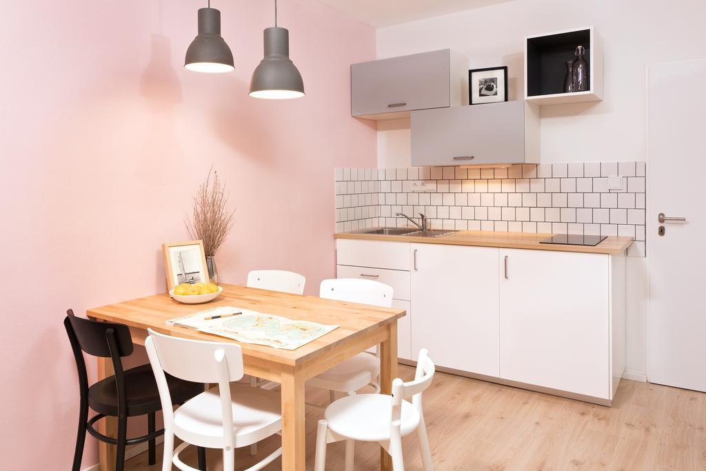 Vlnka Apartments ปิเอชตานี ห้อง รูปภาพ