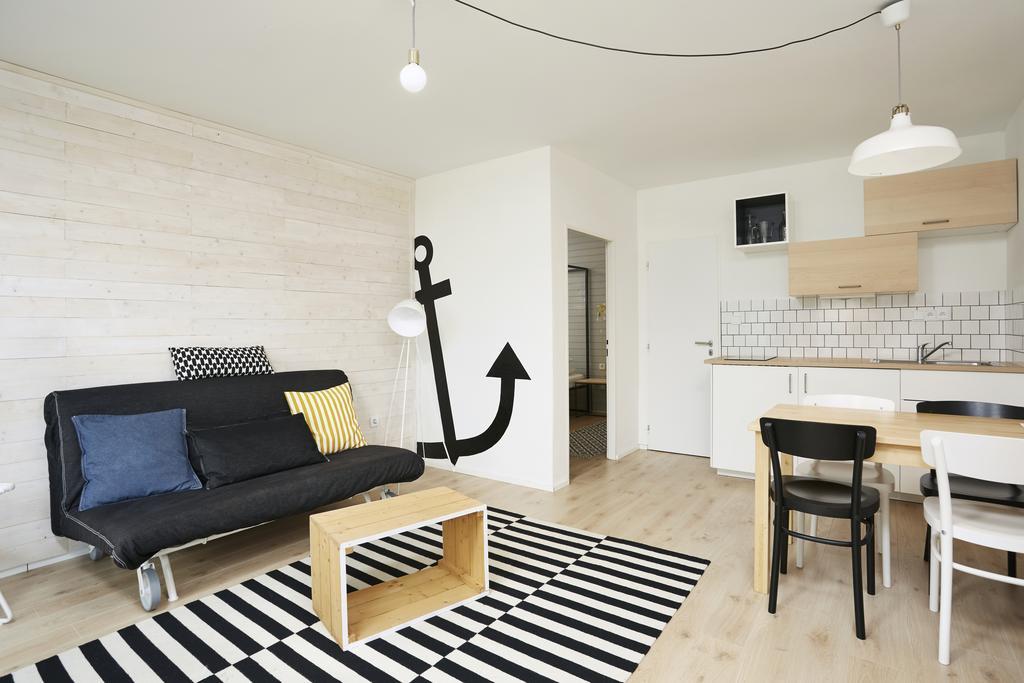 Vlnka Apartments ปิเอชตานี ภายนอก รูปภาพ