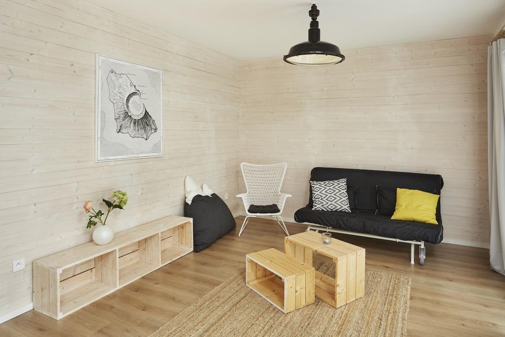 Vlnka Apartments ปิเอชตานี ภายนอก รูปภาพ